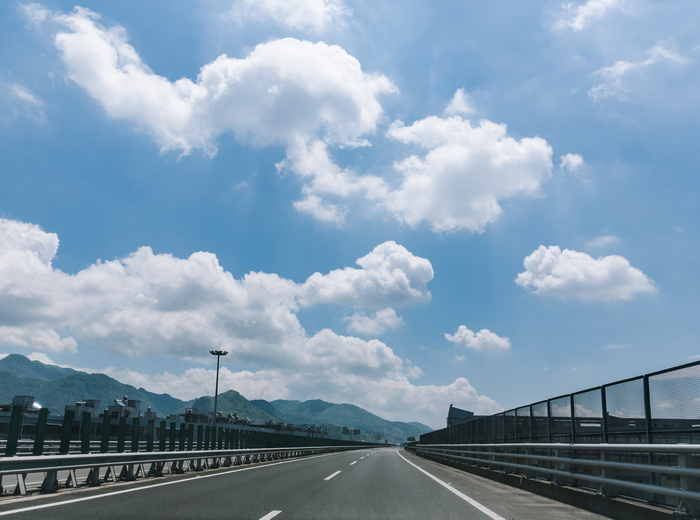 雲南昭泸高速